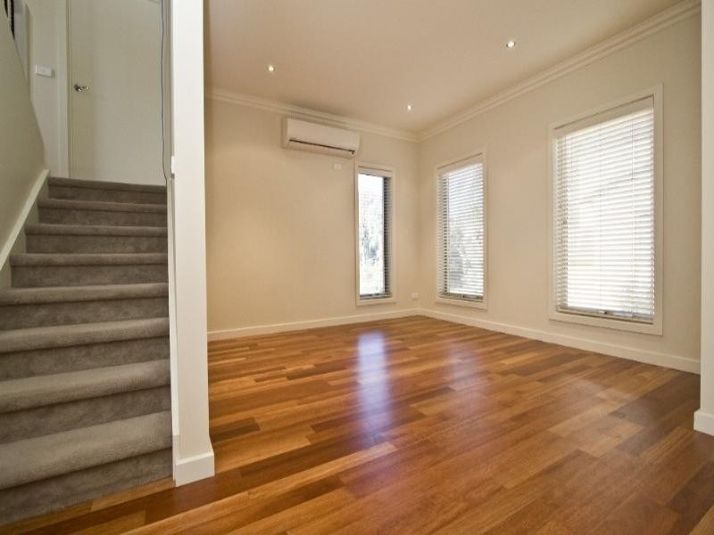 9/171 St Helena Road, Greensborough VIC 3088