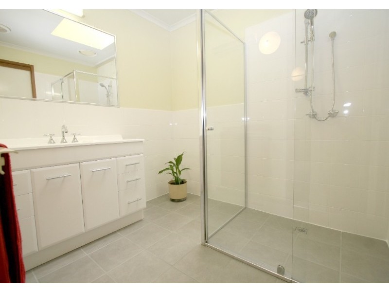 3/86 Mountain View Road, Montmorency VIC 3094