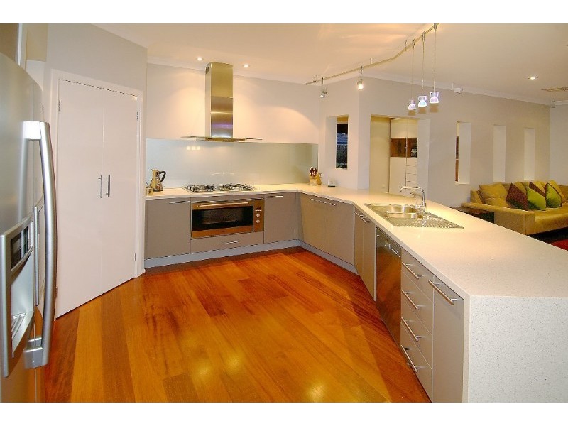 4 Vidler Avenue, Doreen VIC 3754