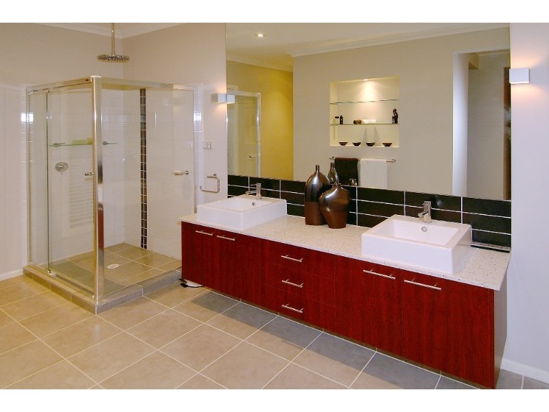 4 Vidler Avenue, Doreen VIC 3754