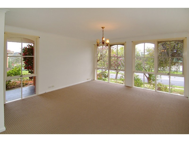 245 Yallambie Road, Yallambie VIC 3085