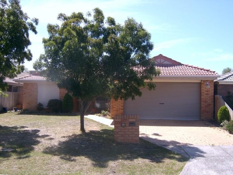 5 Whistler Walk, South Morang VIC 3752