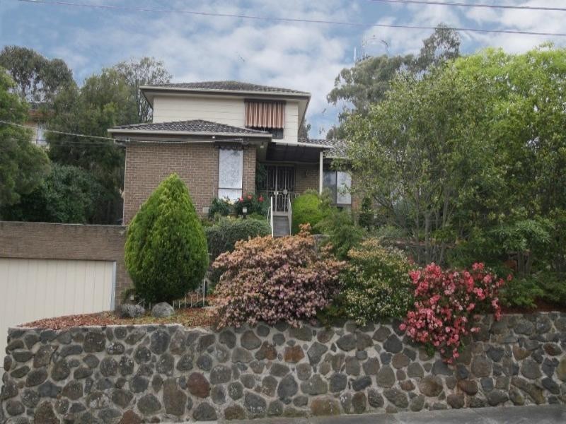 17 Lynwood Crescent, Lower Plenty VIC 3093