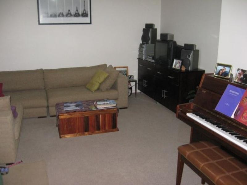 1/6 Railway Road, Greensborough VIC 3088