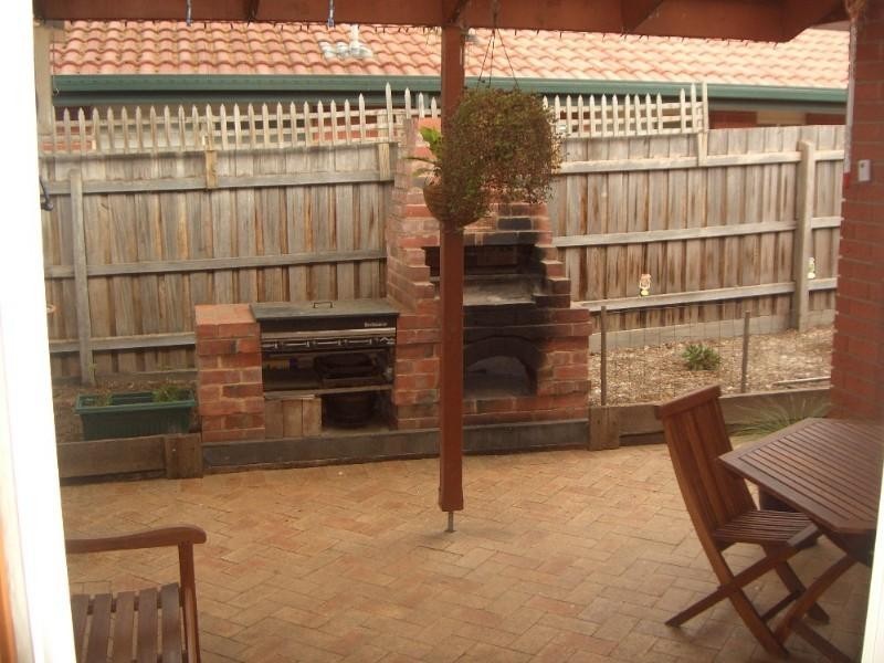 19 St James Court, Watsonia VIC 3087