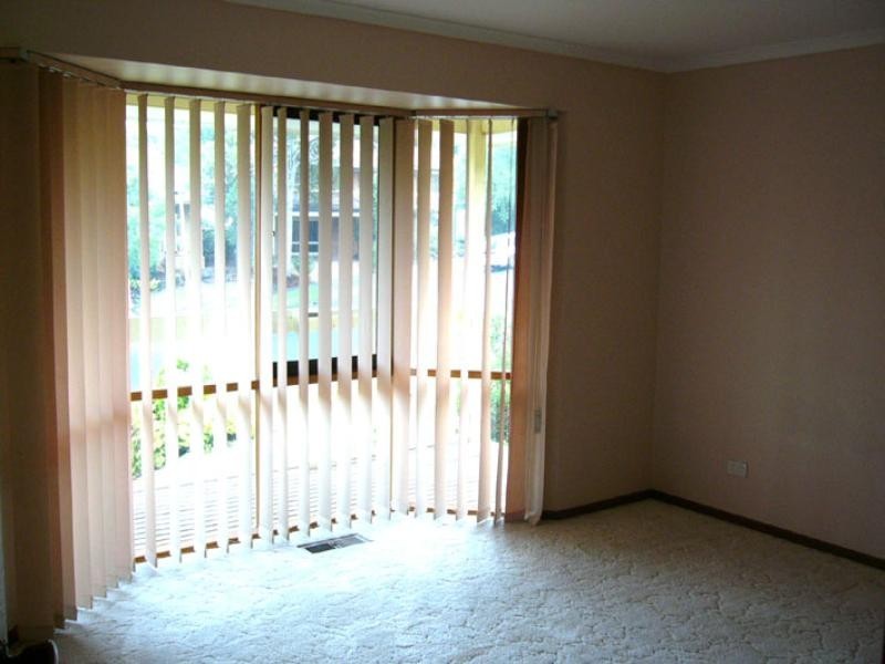 34 Tamboon Drive, Greensborough VIC 3088