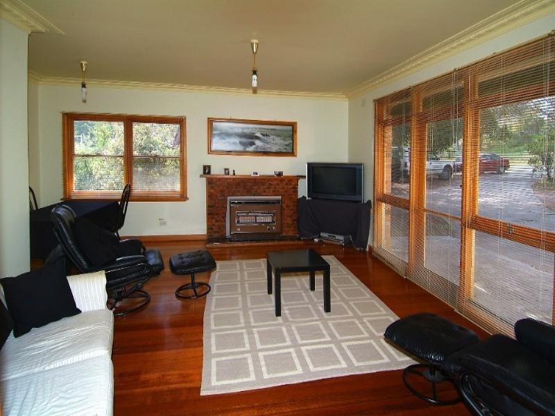 39 Mccarthy Grove, Montmorency VIC 3094