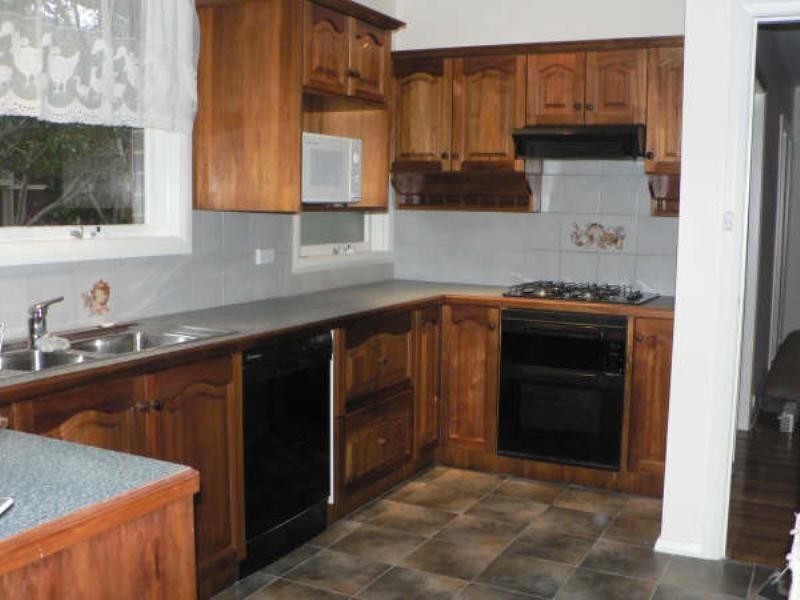 127 Martins Lane, Viewbank VIC 3084