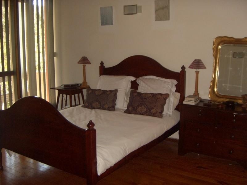 70 Karingal Drive, Eltham North VIC 3095