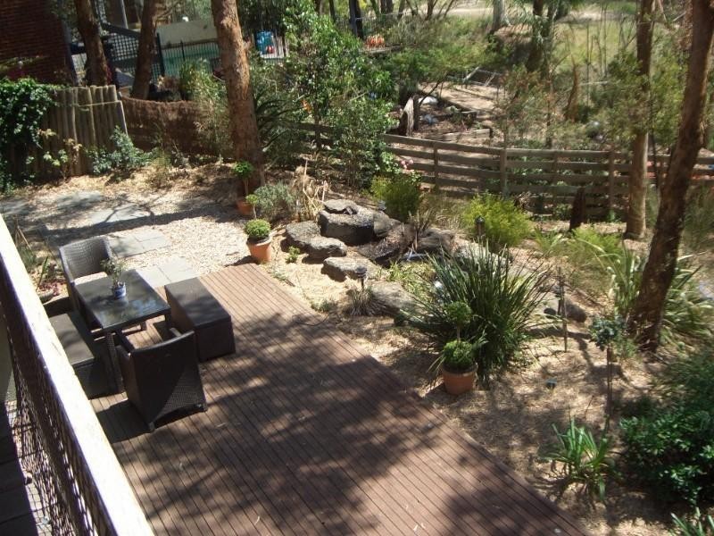 70 Karingal Drive, Eltham North VIC 3095