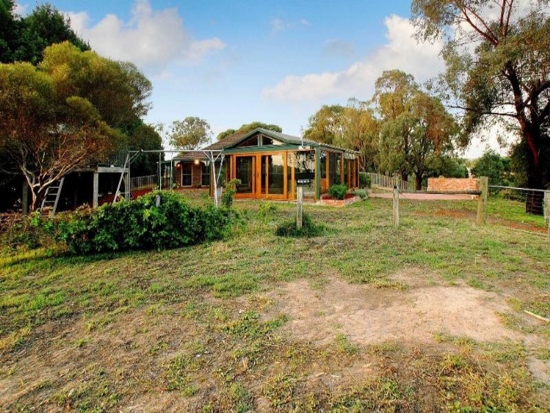 300 Hurstbridge-Arthurs Creek Road, Hurstbridge VIC 3099