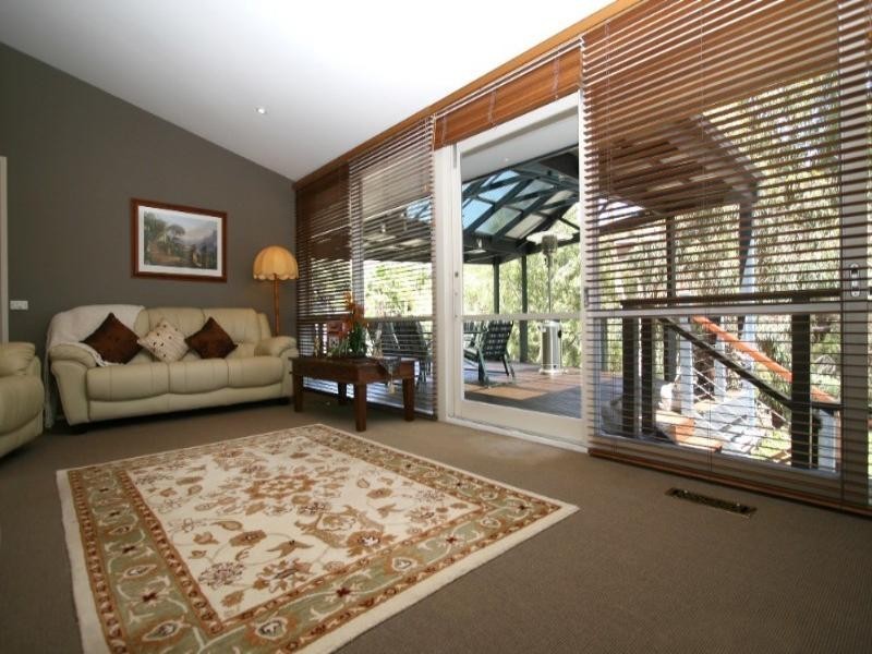 51 Punkerri Circuit, Greensborough VIC 3088