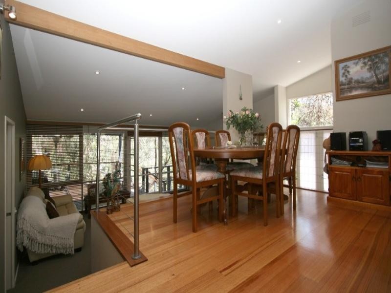 51 Punkerri Circuit, Greensborough VIC 3088