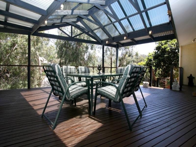 51 Punkerri Circuit, Greensborough VIC 3088