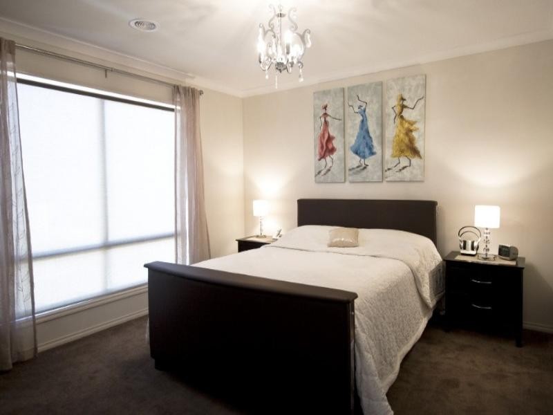 24 Sanctuary Drive, Bundoora VIC 3083