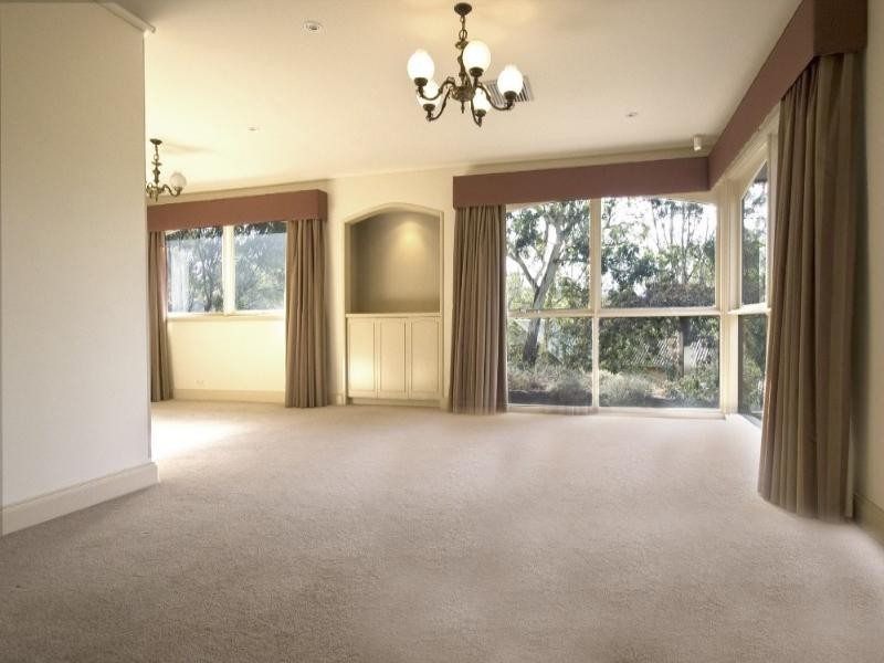 45 Greenhill Road, Greensborough VIC 3088