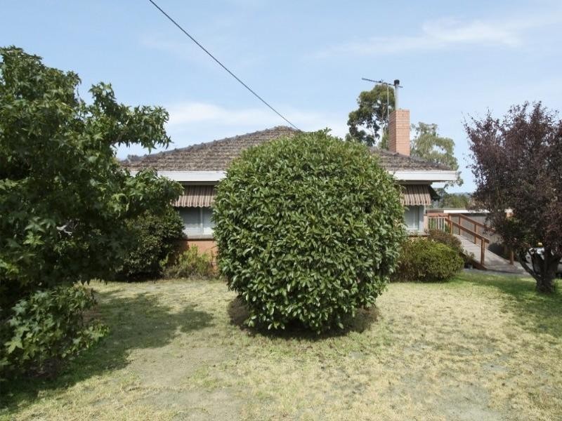 79 Mountain View Road, Montmorency VIC 3094