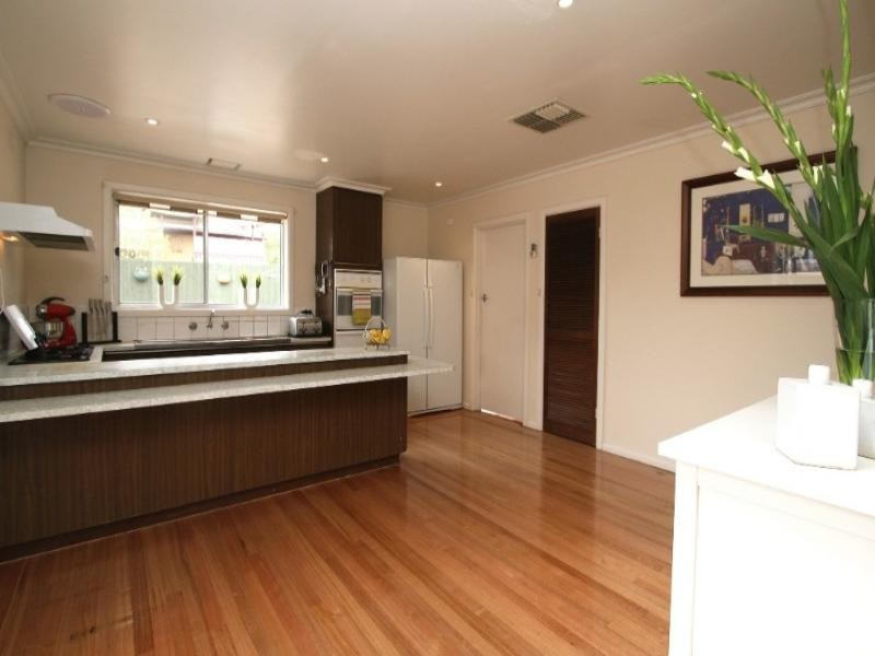 30 Elwers Street, Watsonia North VIC 3087