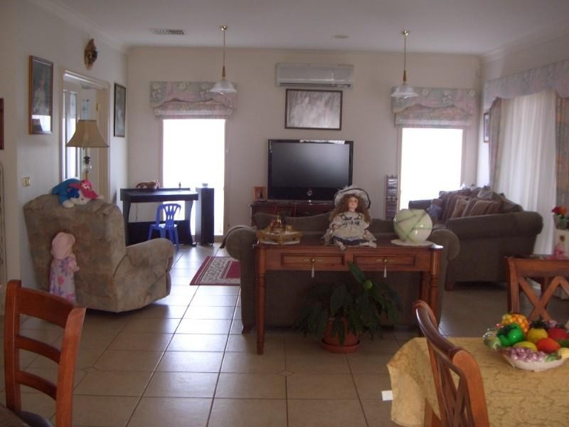 23 Louis Blvd Wynd, Diamond Creek VIC 3089