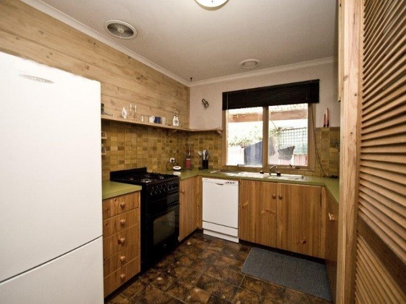 12 Darvell Cove, Greensborough VIC 3088