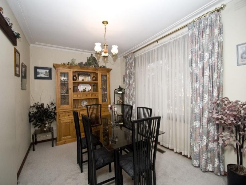 9 Armstrong Street, Greensborough VIC 3088