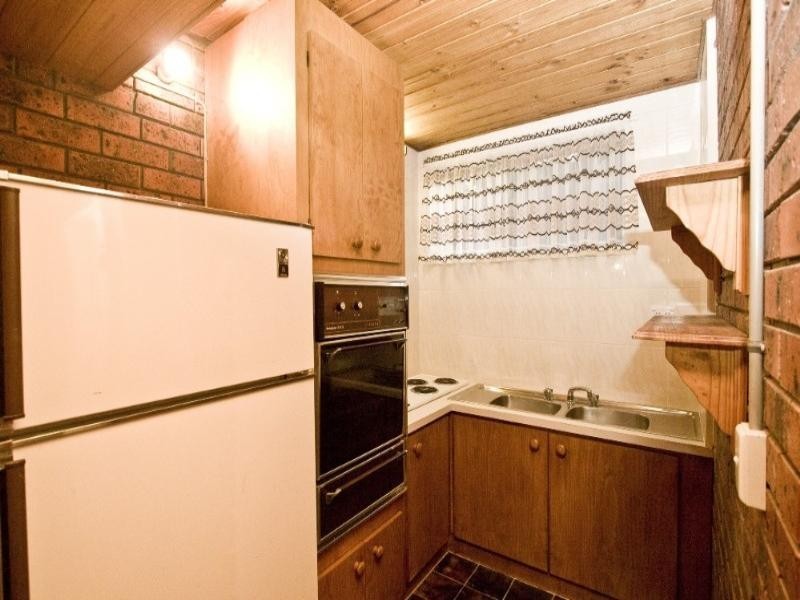 9 Armstrong Street, Greensborough VIC 3088