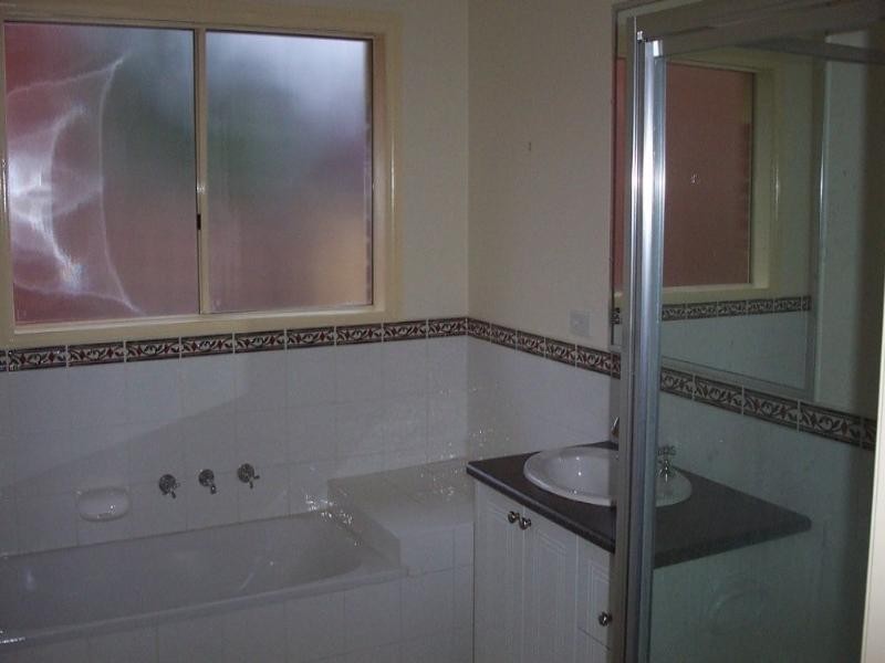 3/95 Nell Street, Greensborough VIC 3088