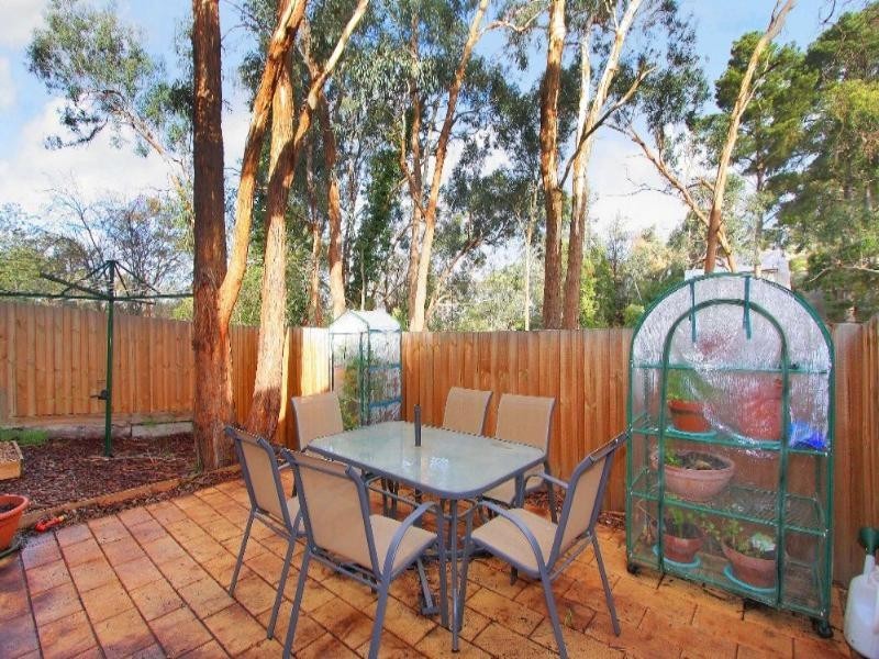 5/69 Nell Street, Greensborough VIC 3088