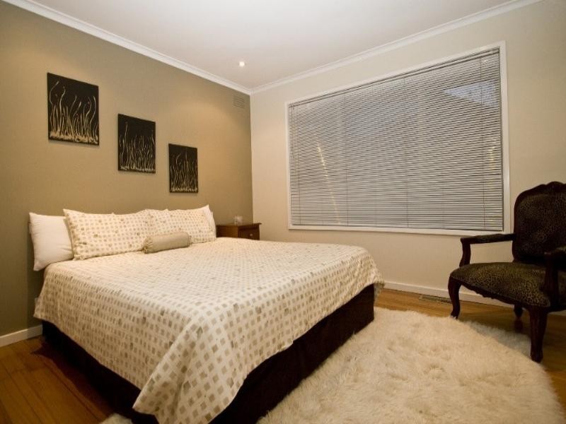 2/114 Henry Street, Greensborough VIC 3088