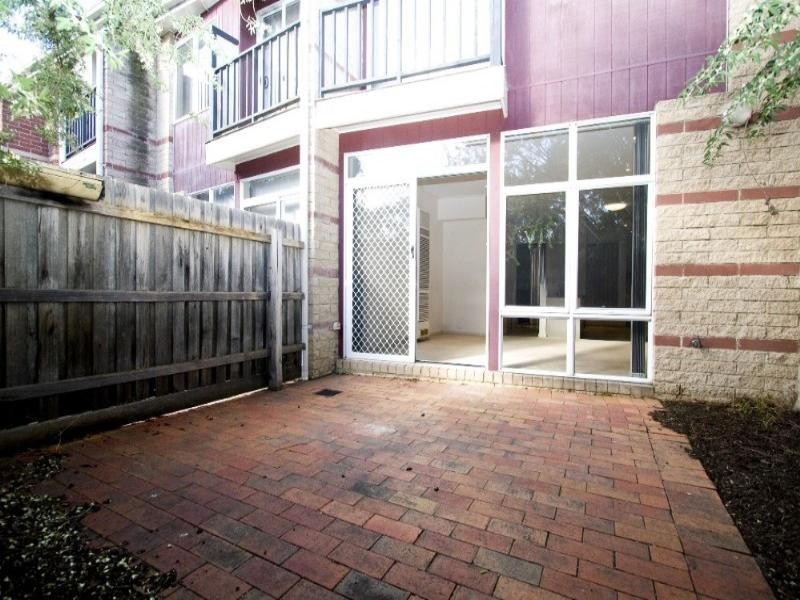 17/70 Grange Boulevard, Bundoora VIC 3083