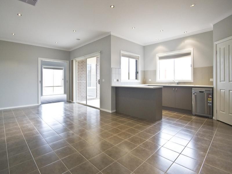 34 Carome Way, Doreen VIC 3754