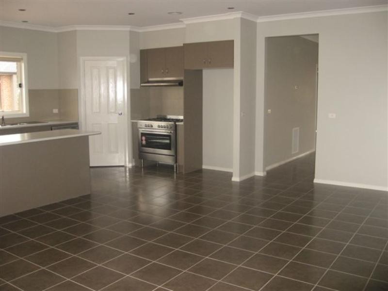 34 Carome Way, Doreen VIC 3754