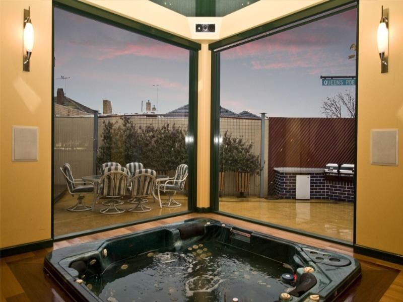 5 Bourke Street, Reservoir VIC 3073