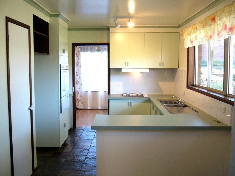 18 Elonera Avenue, Yallambie VIC 3085