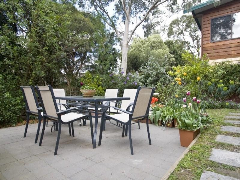 23 Phipps Crescent, Diamond Creek VIC 3089