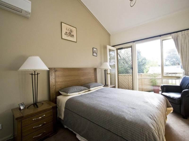 1/29 Baldwin Avenue, Montmorency VIC 3094