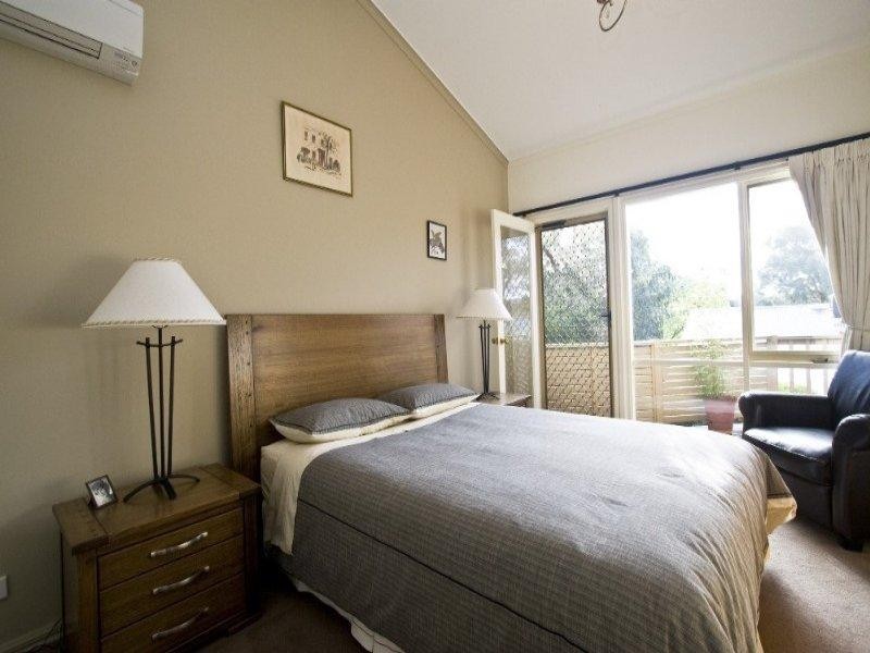 1/29 Baldwin Avenue, Montmorency VIC 3094
