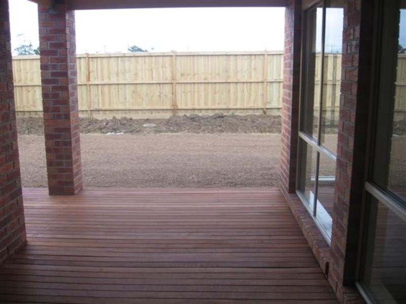 12 Gillow Grove, Doreen VIC 3754