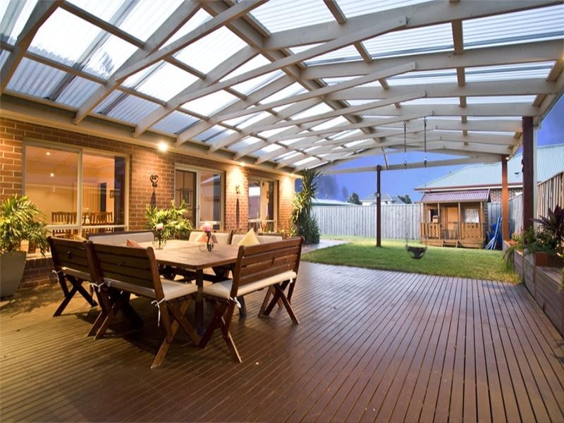 12 Glenshire Grove, Doreen VIC 3754