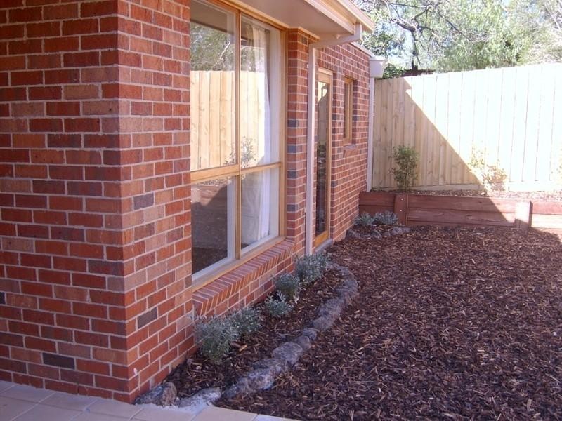 2/46 Pyalong Avenue, Rosanna VIC 3084