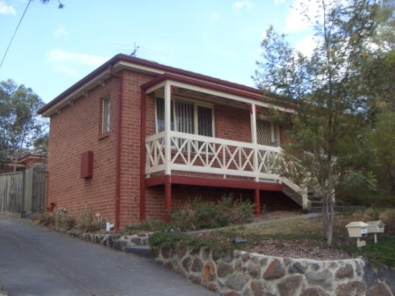 1/24 Wilson Avenue, Montmorency VIC 3094