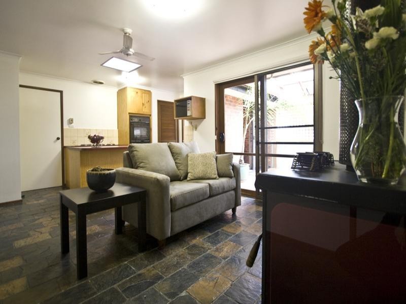 21 Meander Road, Hurstbridge VIC 3099