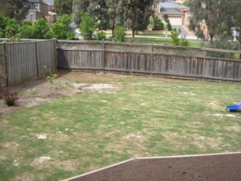 8 Goulburn Grove, Yallambie VIC 3085