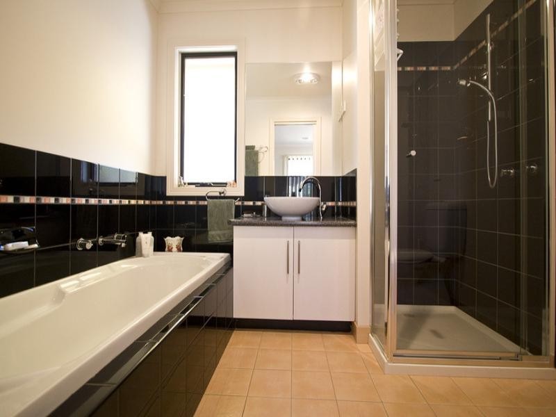 3/17 Silver Street, Eltham VIC 3095