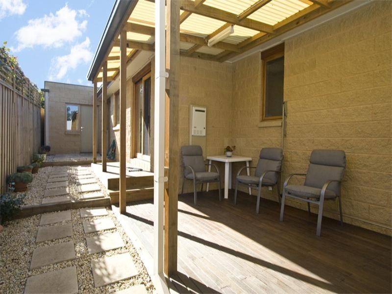 3/17 Silver Street, Eltham VIC 3095