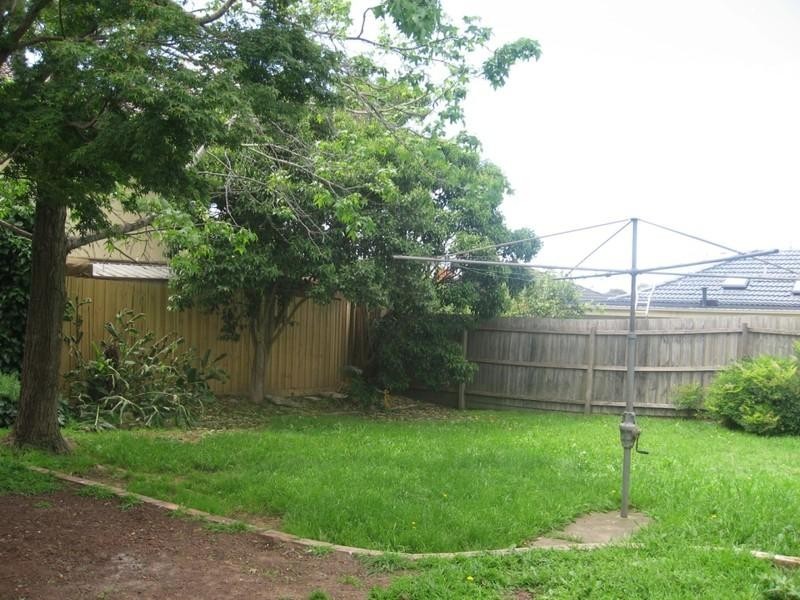 16 Middleton Street, Watsonia VIC 3087