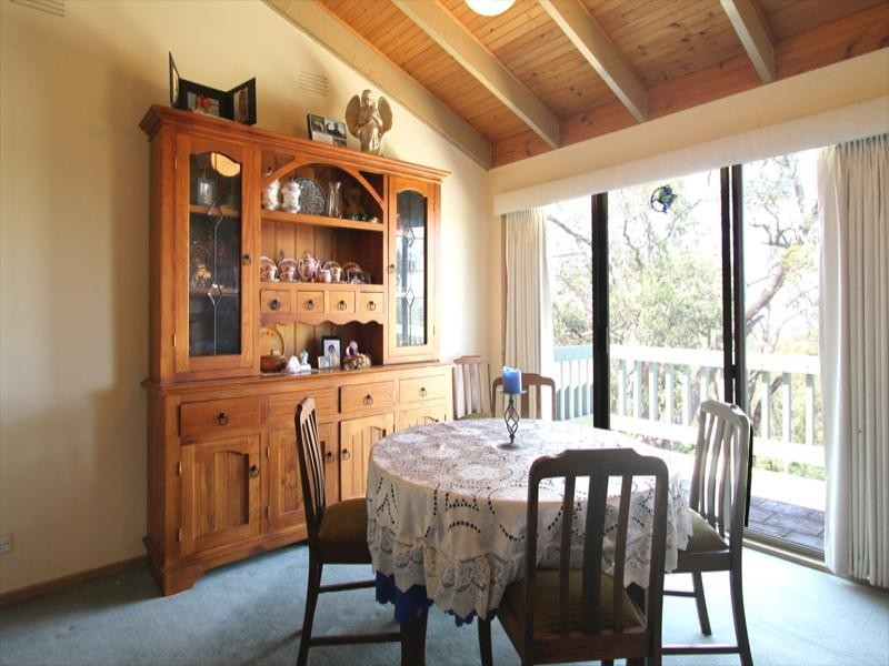 32 Tallow Wood Drive, Greensborough VIC 3088