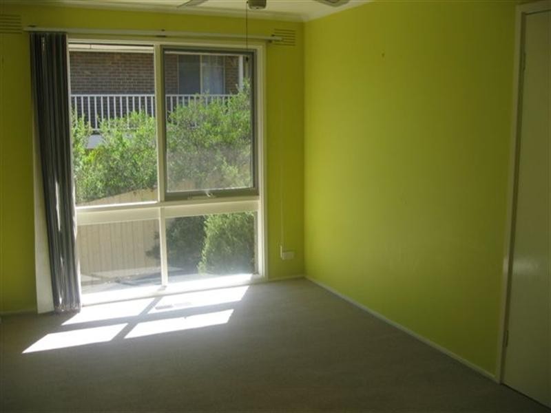 1/52 Kempston Street, Greensborough VIC 3088