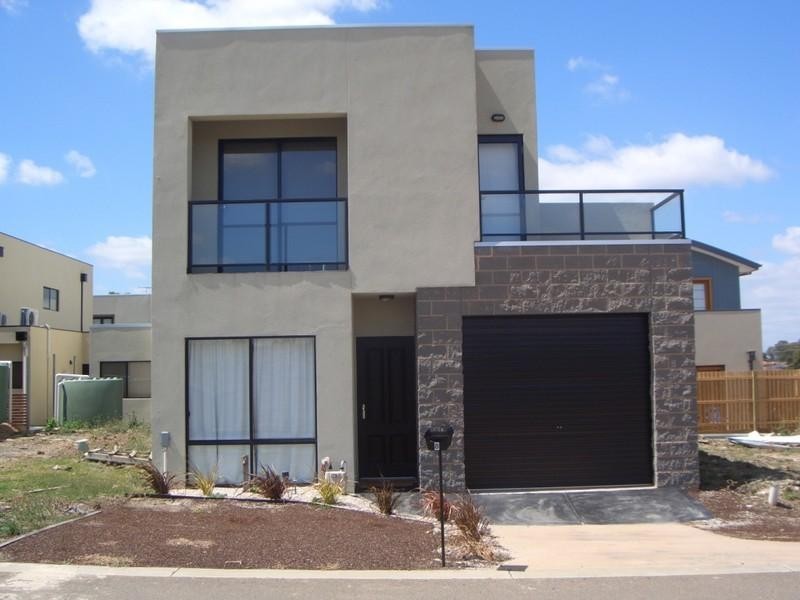 2 Diamond Boulevard, Greensborough VIC 3088