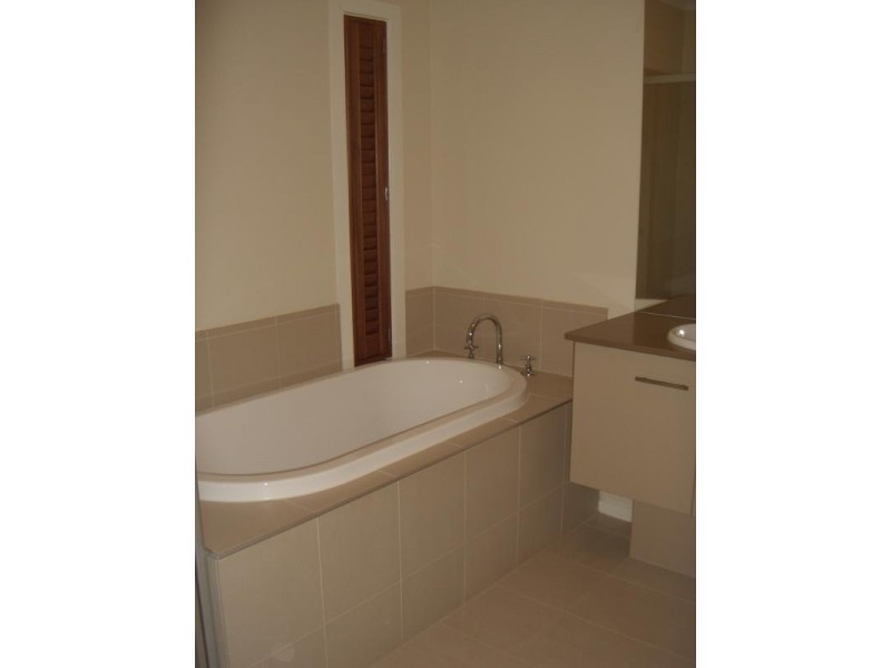 3 Damani Place, Doreen VIC 3754